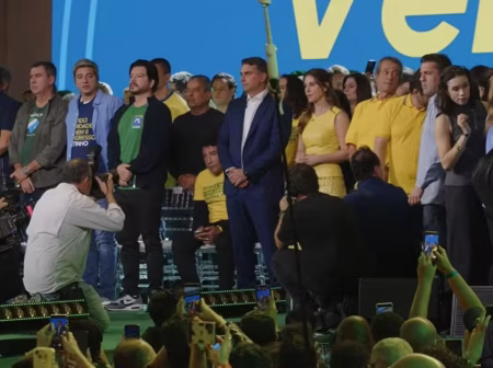 PL oficializa candidatura de Flávio Bolsonaro à Presidência da República