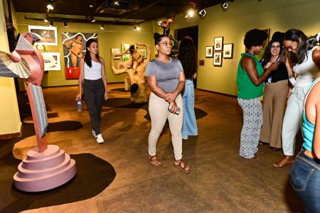 Exposição “Floresta de Infinitos” entra nas últimas semanas na Casa das Histórias de Salvador