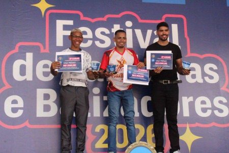 Estudantes da rede estadual são destaque em festival de fanfarras em Salvador