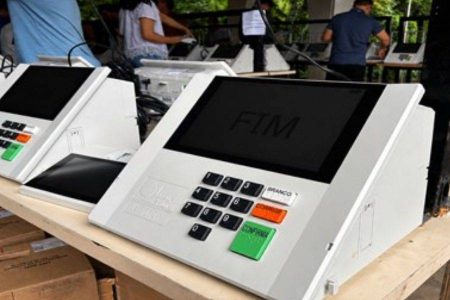 TRE-BA testa mais de mil urnas eletrônicas antes das eleições de 2026; entenda como funciona