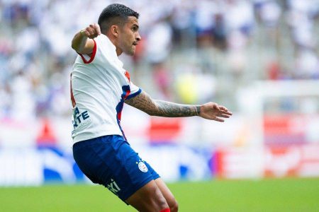 Bahia goleia o Montevideo City Torque por 4 a 1 em amistoso na Arena Fonte Nova