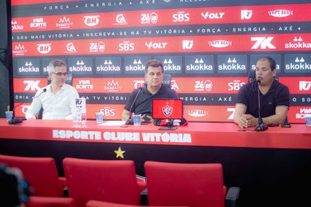 “No Vitória, a gente vende o almoço para pagar a janta”, diz Fábio Mota sobre situação financeira do clube