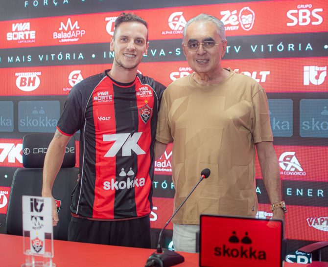 Papellin explica aposta do Vitória em Pochettino: “Vai elevar o nível do elenco”