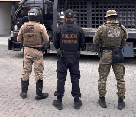 PF prende funcionários do Porto de Salvador em operação contra tráfico internacional