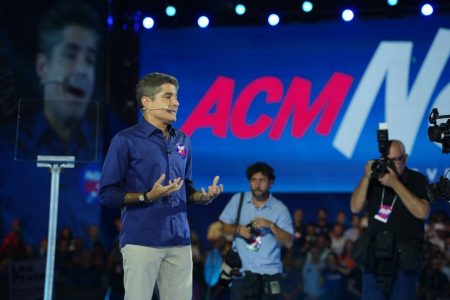 ACM Neto promete criar “Pix Saúde” para reduzir filas no SUS