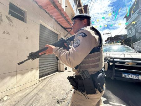 Beiru/Tancredo Neves e São Cristóvão lideram ocorrências de violência armada