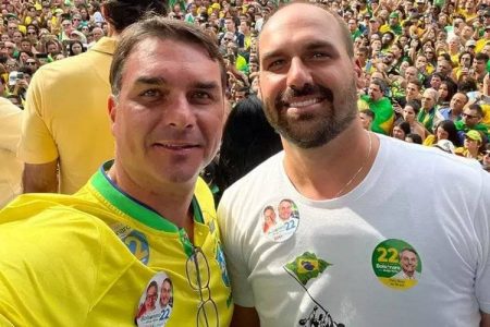 Eduardo Bolsonaro diz que “não haverá eleição em 2030” sem vitória de Flávio em 2026