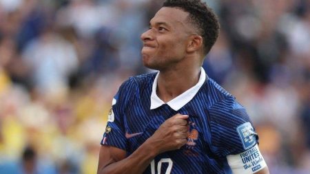 França perde chance de igualar feito histórico de Brasil e Alemanha na Copa do Mundo