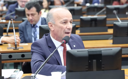 Comissão da Câmara aprova fim da aposentadoria compulsória a magistrados infratores