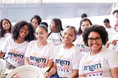 Concha Acústica recebe aulão do Prepara Enem 2026 com 4 mil estudantes