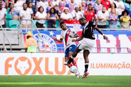 Bahia empata com o Vasco em partida marcada por impedimentos na Fonte Nova