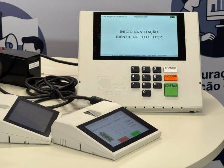 VÍDEO: Internet, biometria e votos perdidos: o que é fato ou fake sobre a urna?