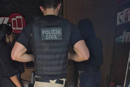 32 celulares são recuperados pela Polícia Civil em operação contra comércio irregular na Bahia