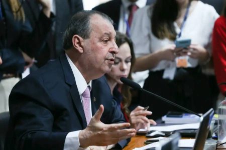 Fim da escala 6×1: proposta que reduz jornada para 40 horas avança no Senado