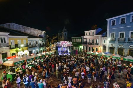 Flipelô espalha programação pelo Pelourinho nesta sexta; confira os horários