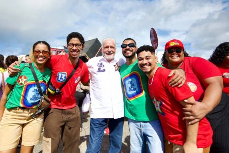 VÍDEO: “Ele é um traidor da pátria”, diz Jaques Wagner ao criticar Flávio Bolsonaro