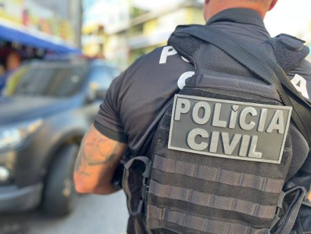 Mulher é presa em flagrante com 100 maços de cigarros furtados que seriam revendidos na Bahia