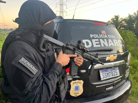 Grupo responsável pelo envio de drogas por encomenda é preso nesta terça-feira (25)