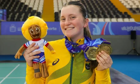 Kauana Beckenkamp brilha com três ouros, e Brasil fecha Internacional de Parabadminton com 39 pódios