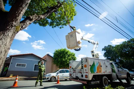 Neoenergia programa desligamentos de energia em 29 bairros de Salvador e RMS nesta semana; confira a lista