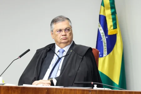 Dino pede vista e STF termina sessão em 4 a 3; entenda