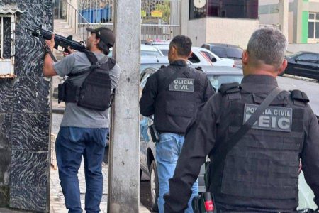 Operação Lighthouse mira grupo investigado por extorquir turistas e vender drogas em Salvador