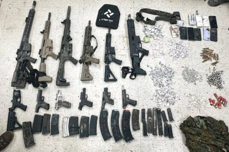 Confronto em Cajazeiras termina com nove mortos e arsenal apreendido