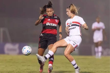 São Paulo abre vantagem sobre Flamengo e pode cruzar caminho do Bahia na final