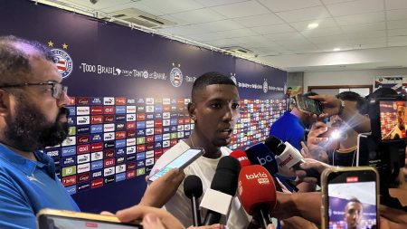 Kanu celebra triunfo do Bahia, mas mantém os pés no chão: “A gente não conquistou nada ainda”