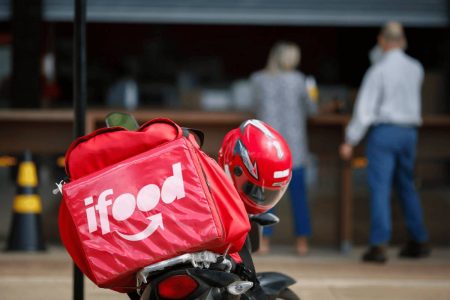 Paralisação nacional chega a Salvador e deixa restaurantes sem entregadores