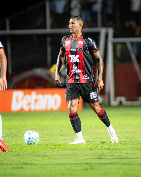 Vitória tem desfalque importante contra o Grêmio