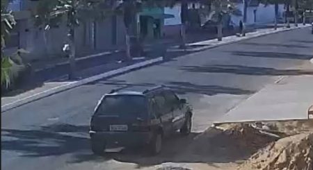 Motociclista de 65 anos é atropelado por viatura da Polícia Civil