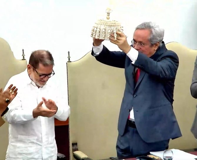 João Carlos Salles toma posse da Reitoria da UFBA